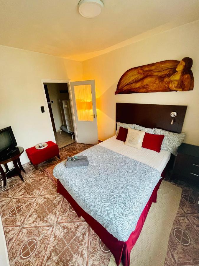 Katalin Panzio Hotel Budapest Luaran gambar