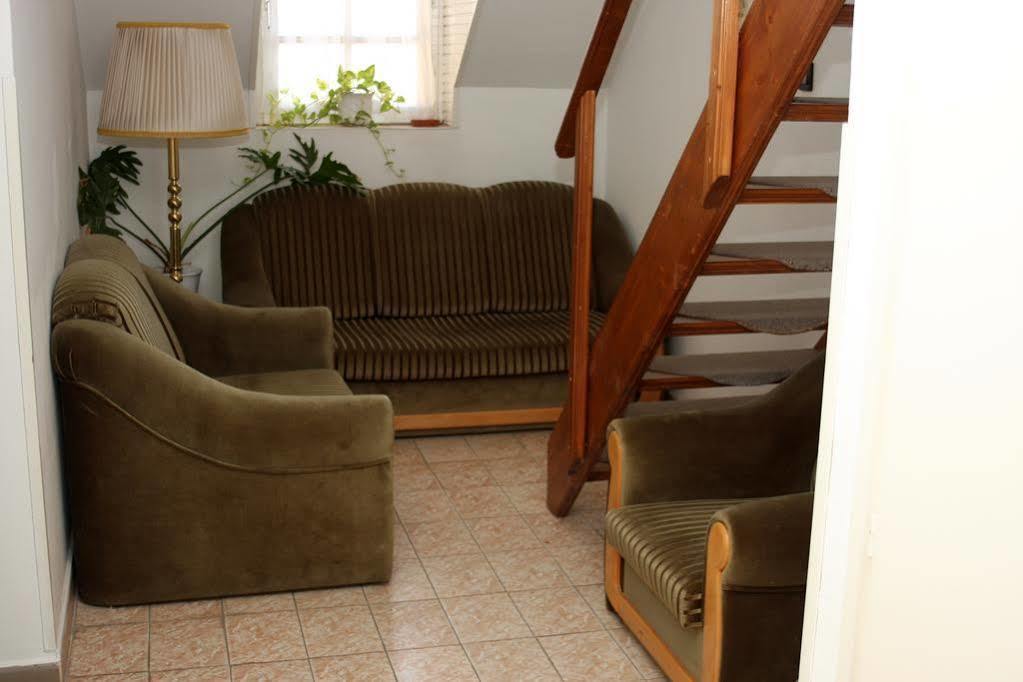 Katalin Panzio Hotel Budapest Luaran gambar